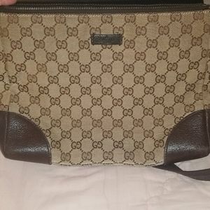 Gucci Crossbody bag